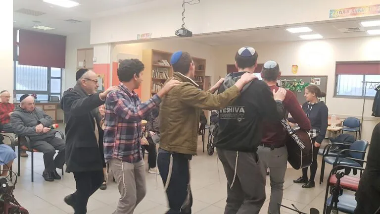 מרכז יום תלפיות
